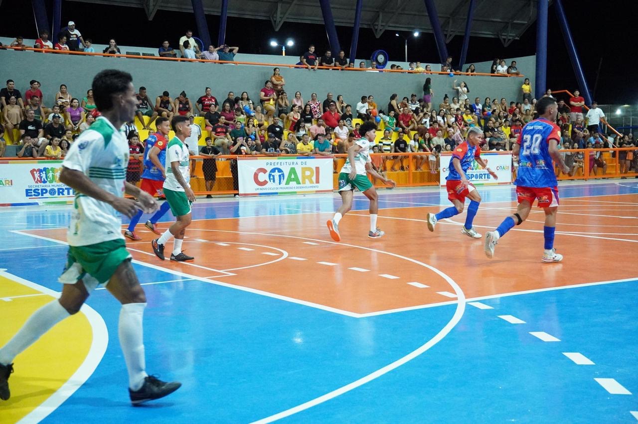 Seleções de Futsal de Coari vencem amistosos e reforçam investimento municipal no esporte