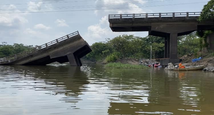 Com municípios desabastecidos, trecho na BR-319 onde ponte desabou deve ser liberado em 11 dias