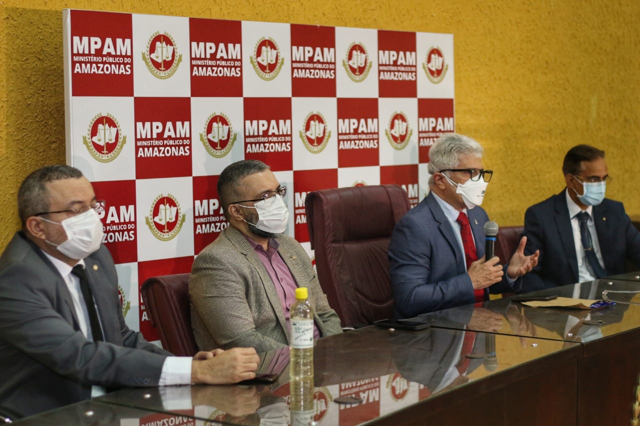 Operação Coleta de Luxo apreende R$ 50 mil na casa de preso no Amazonas