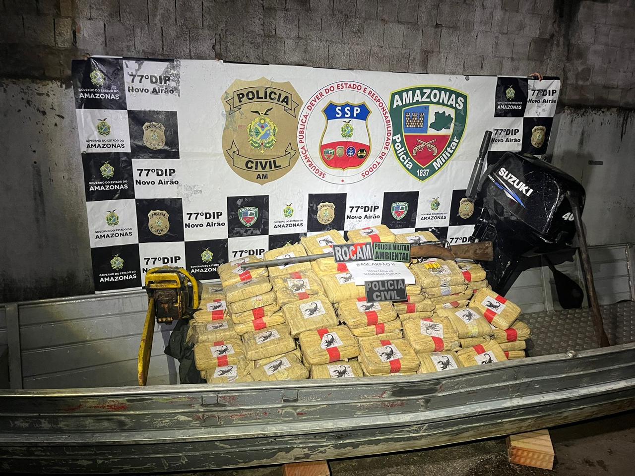 Dois homens são presos com 260 kg de drogas nas proximidades de Novo Airão