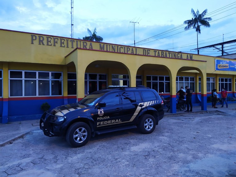 Justiça determina que prefeito de Tabatinga volte ao cargo após suspeita de desviar R$19 milhões