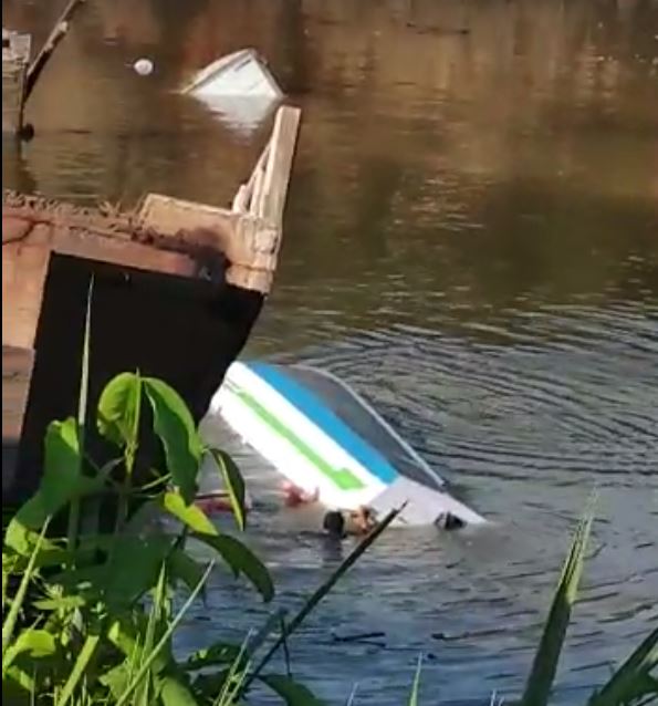 Crianças de 3 e 10 anos estão entre feridos em desabamento de ponte na BR-319