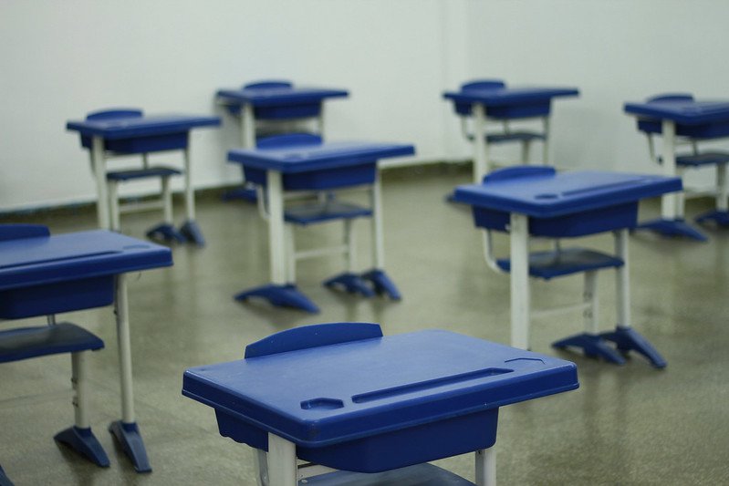 Semed suspende aulas presenciais após ataques criminosos em Manaus 