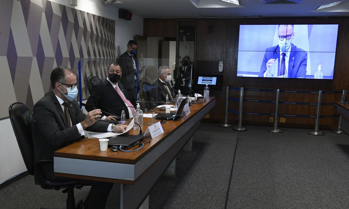 Anvisa explica entraves para aprovação da Sputnik V na CPI da Covid 