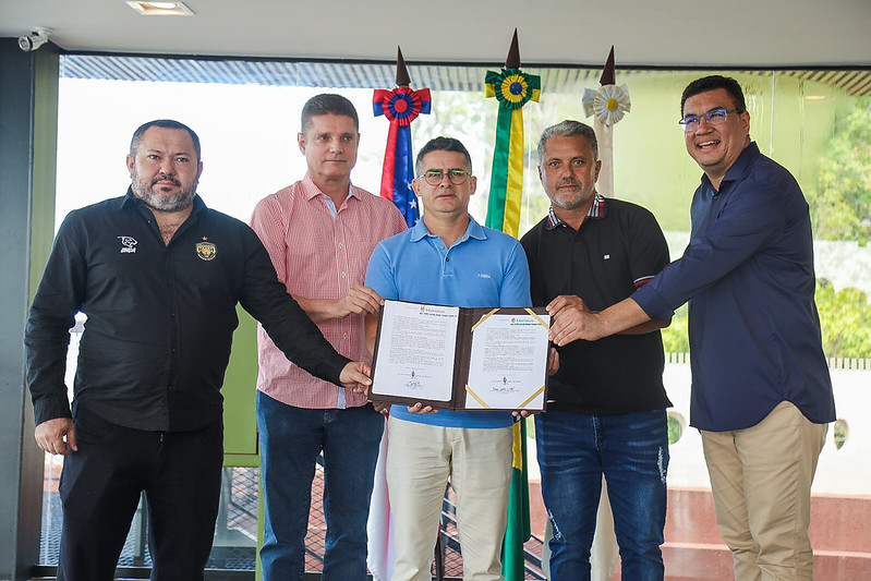 Manaus FC e Amazonas FC vão receber R$ 2 milhões em patrocínio da prefeitura