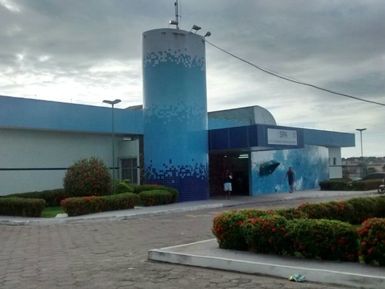 Comerciante tem arma roubada e é assassinado enquanto lavava carro em Manaus