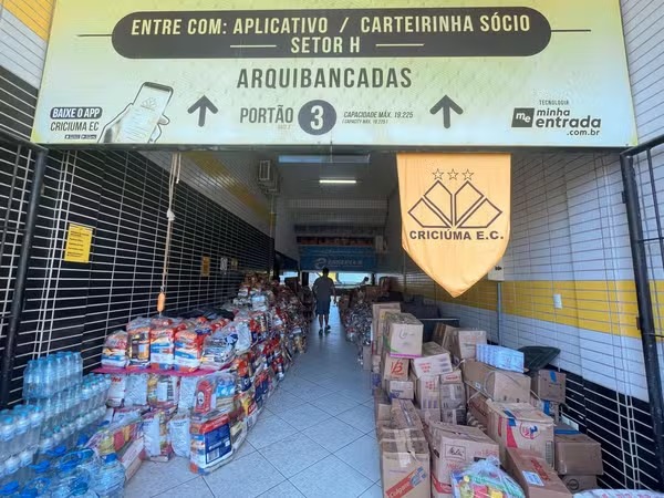 Criciúma arrecada toneladas doações para o RS e busca voluntários