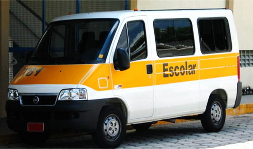 Covid: Vans escolares serão usadas em SP para transportar corpos