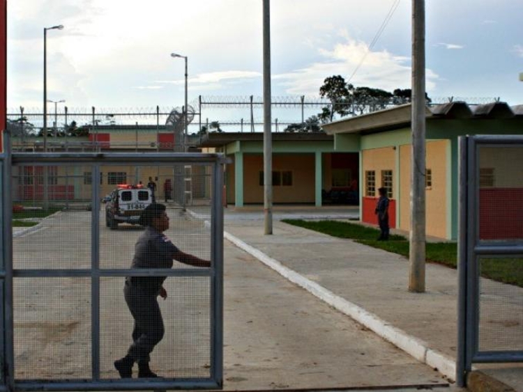 Detento envolvido em massacre no Compaj é liberado para cirurgia bariátrica em Manaus
