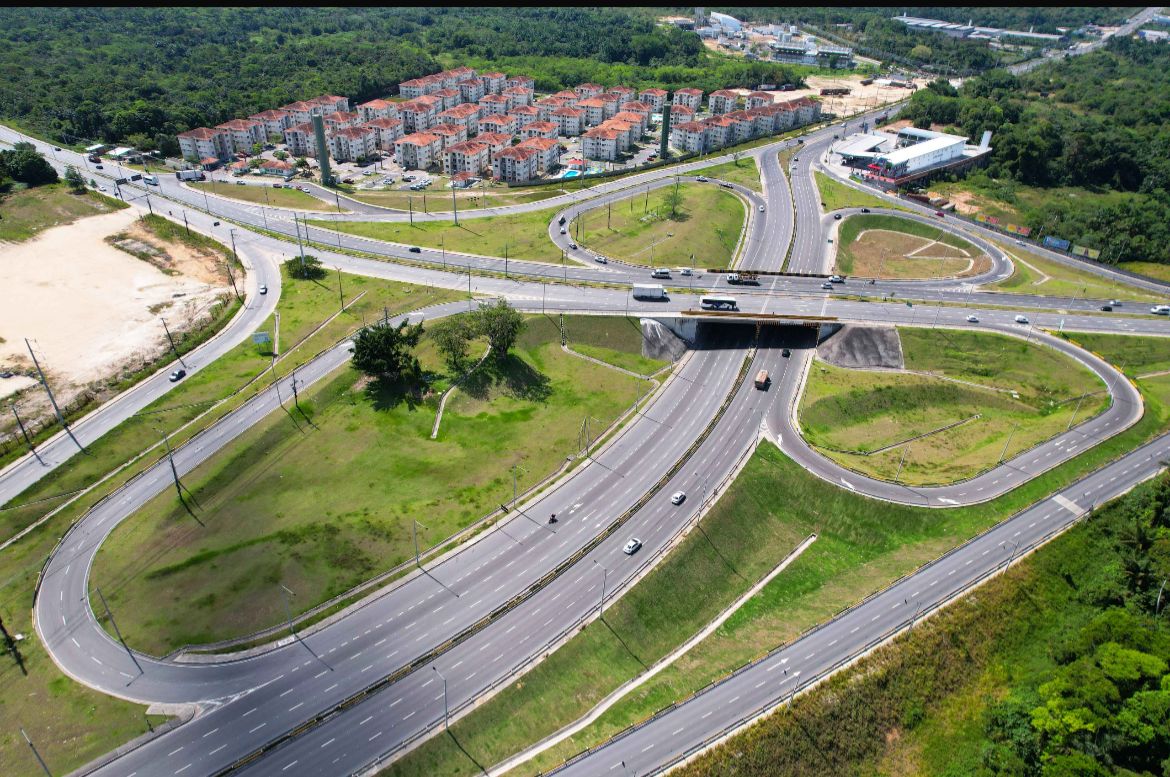 Obras do Governo impulsionam mobilidade e ampliam capacidade viária em Manaus