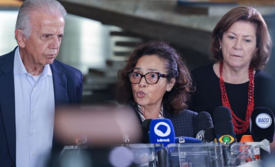 Governo diz que não há brasileiros feridos em ataque dos EUA contra a Venezuela