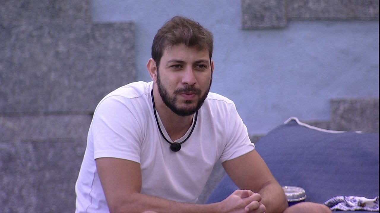 Caio é eliminado com 70,22% na reta final do BBB21