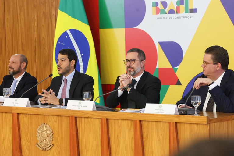 INSS anuncia que devolverá R$ 292 milhões a aposentados e pensionistas; saiba mais  