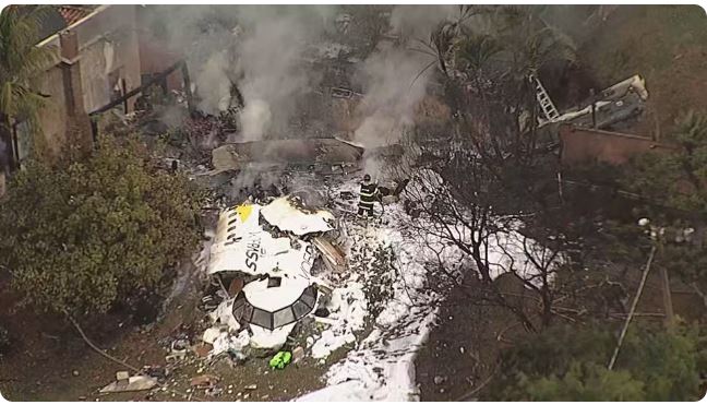 Prefeito reclama da demora na divulgação de lista de passageiros de avião que caiu em Vinhedo