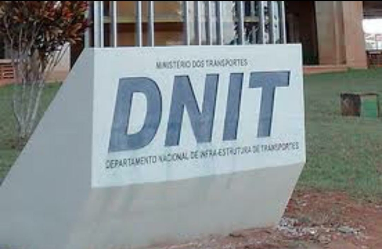 DNIT abre concurso público com salários de até R$ 12 mil