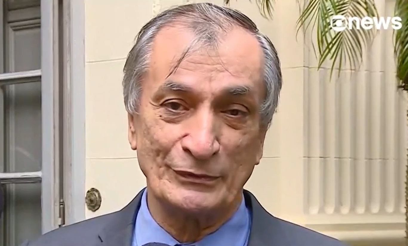 'Minha vida se tornou insuportável', disse poeta Antonio Cícero em carta antes de morte assistida