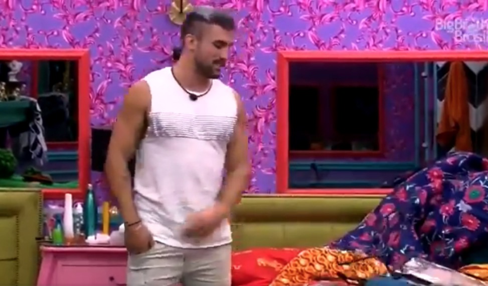 Arthur diz que há 2 anos teria 'matado alguém de pancada' no BBB