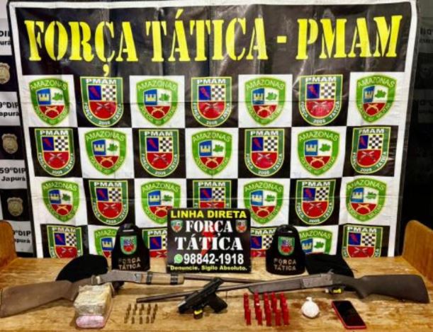 Homem é preso com arsenal e drogas após ameaçar matar esposa em Japurá