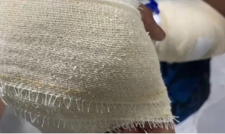 Jovem leva tiro na mão por demorar a entregar celular durante assalto em Manaus