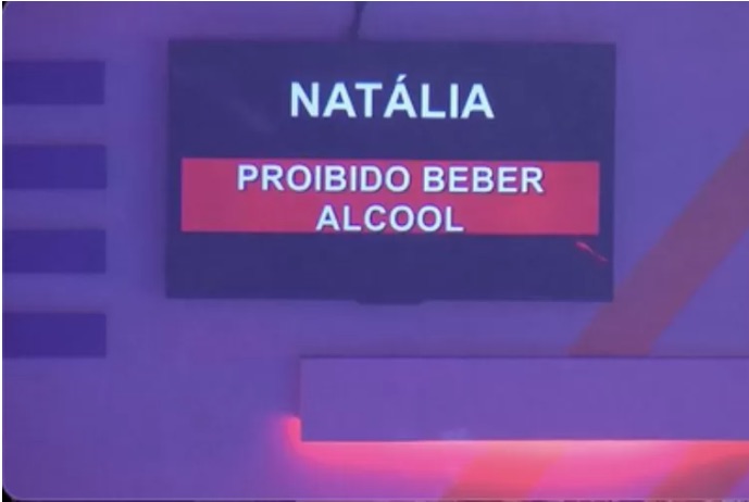 Após quebradeira, Natália perde estalecas e leva bronca de produção