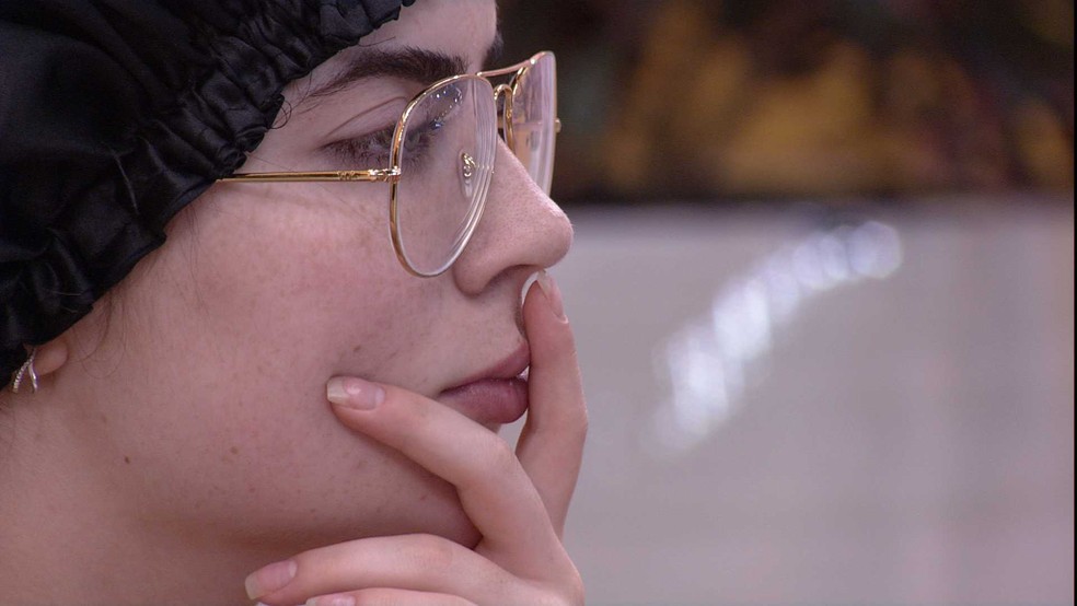 No paredão contra Arthur, Jade reflete 'Que aperto no coraçãozinho'