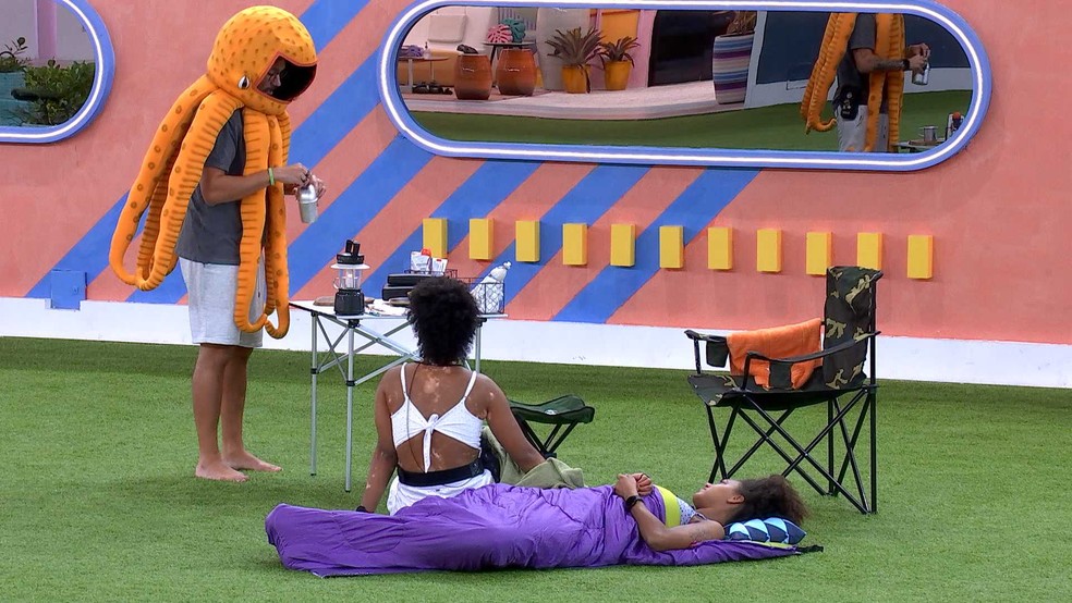 Natália se assusta com Eliezer no monstro e Jessi alerta: 'Ele não está pra brincadeira'