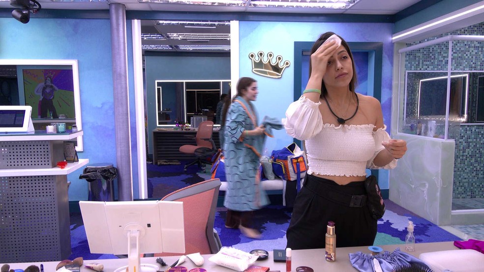 Laís cogita beijar Gustavo para não ser votada por brother no BBB22; vídeo