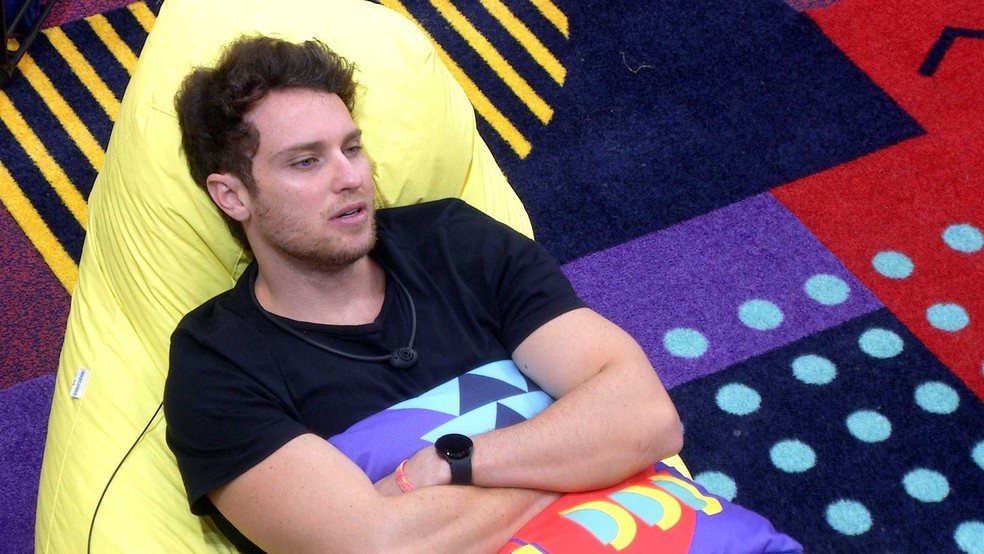 Lucas fala sozinho sobre decisão de dar liderança para Arthur: 'me sentiria egoísta'