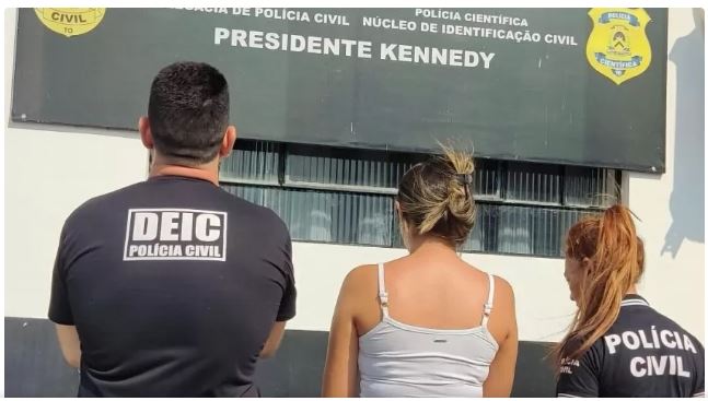 Mulher é presa por aplicar golpes em pais de alunos e gastar dinheiro em apostas