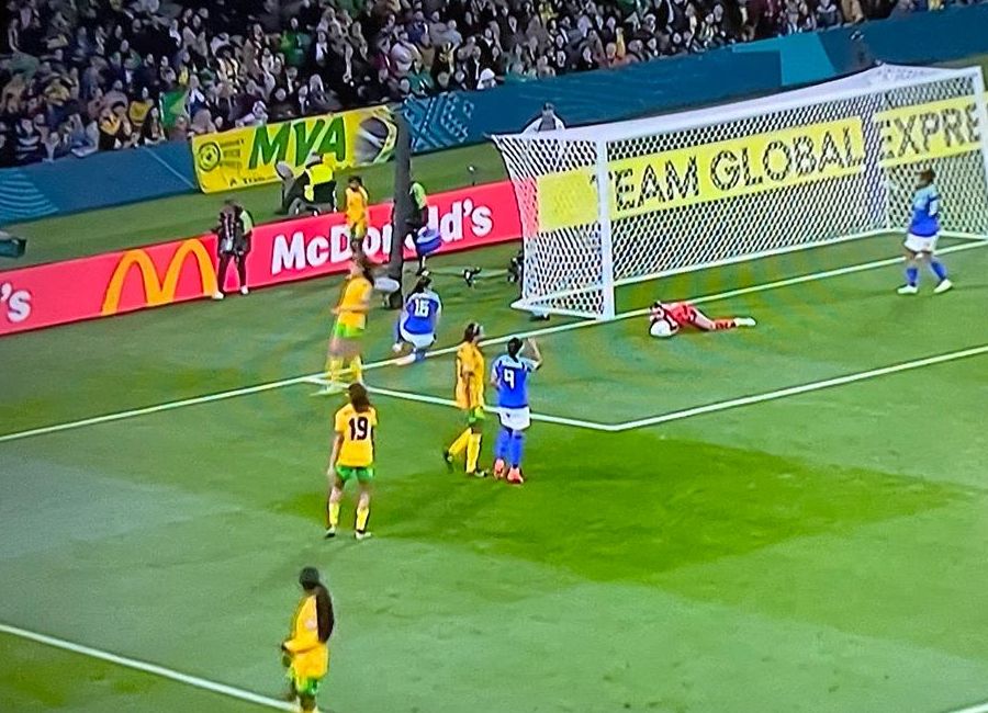 Brasil é eliminado pela Jamaica com empate sem gols na Copa Feminina