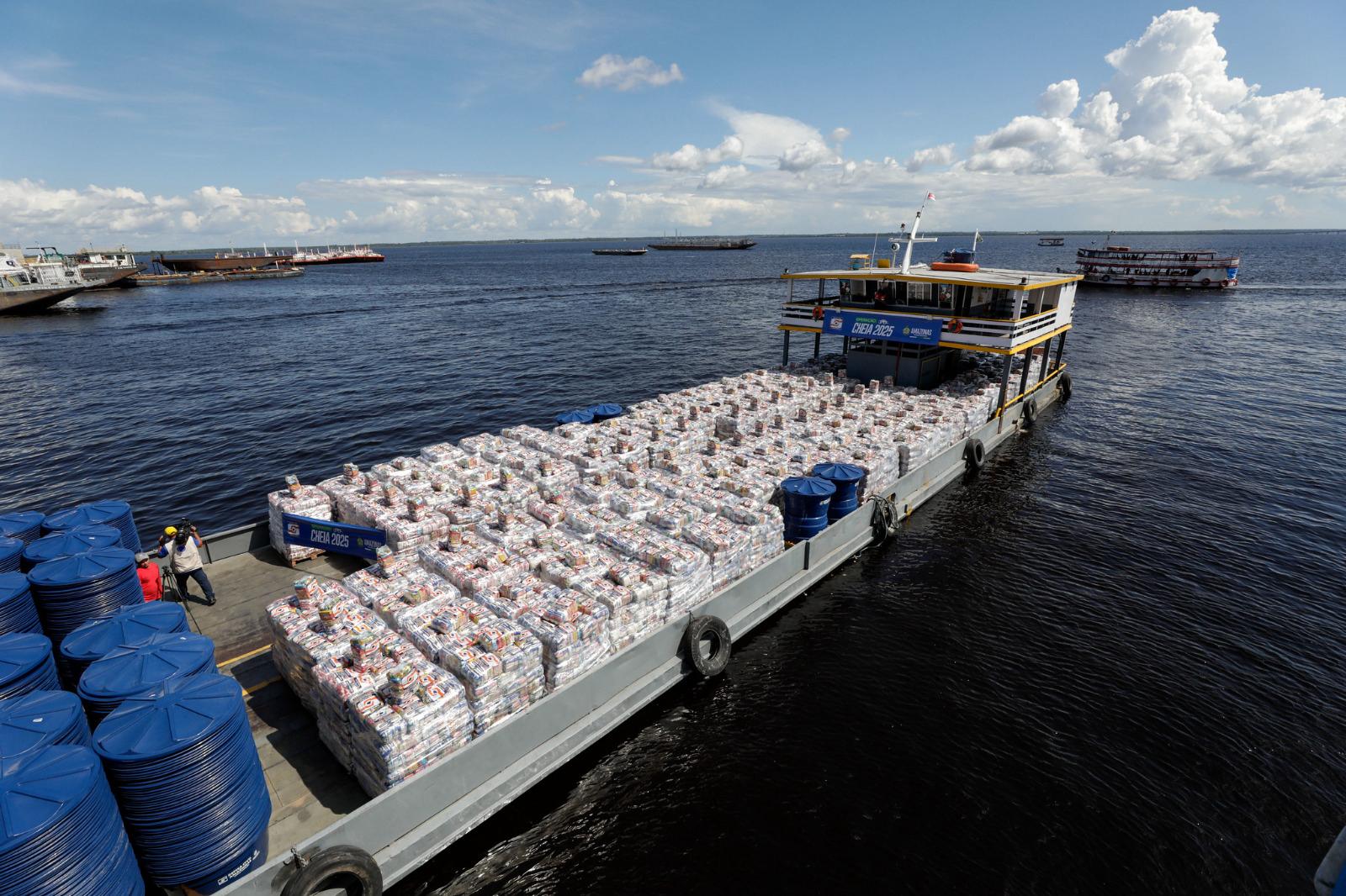 Governo do Amazonas envia 230 toneladas de alimentos para oito cidades impactadas