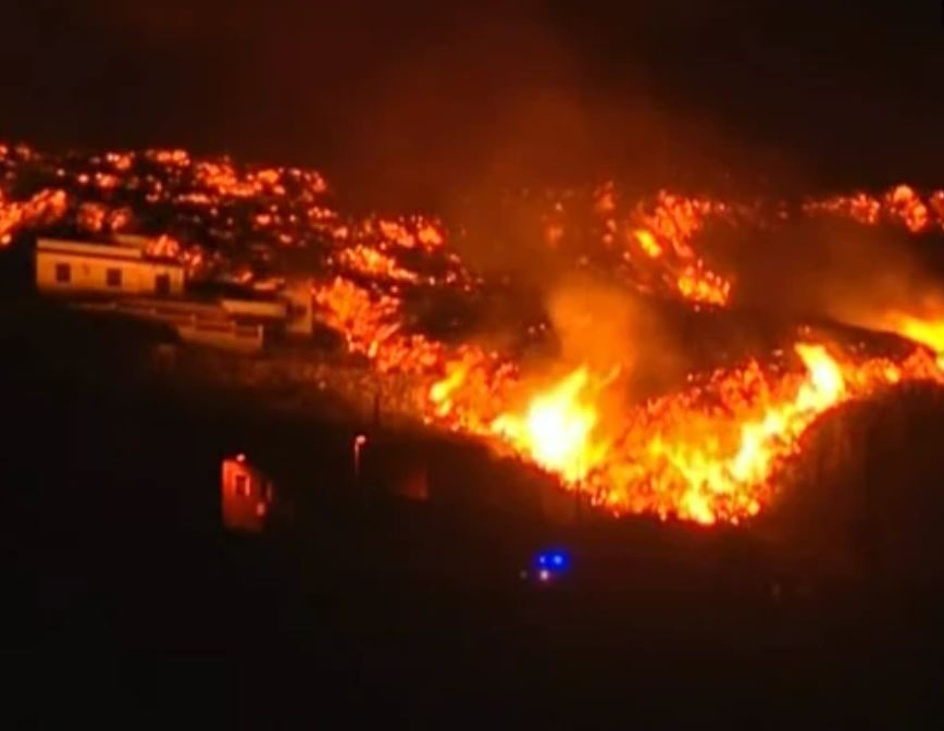 Vulcão que entrou em erupção nas Ilhas Canárias não ameaça o Brasil, dizem especialistas