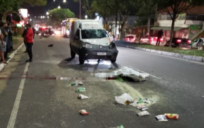 Garupa de motocicleta morre durante grave acidente em Manaus