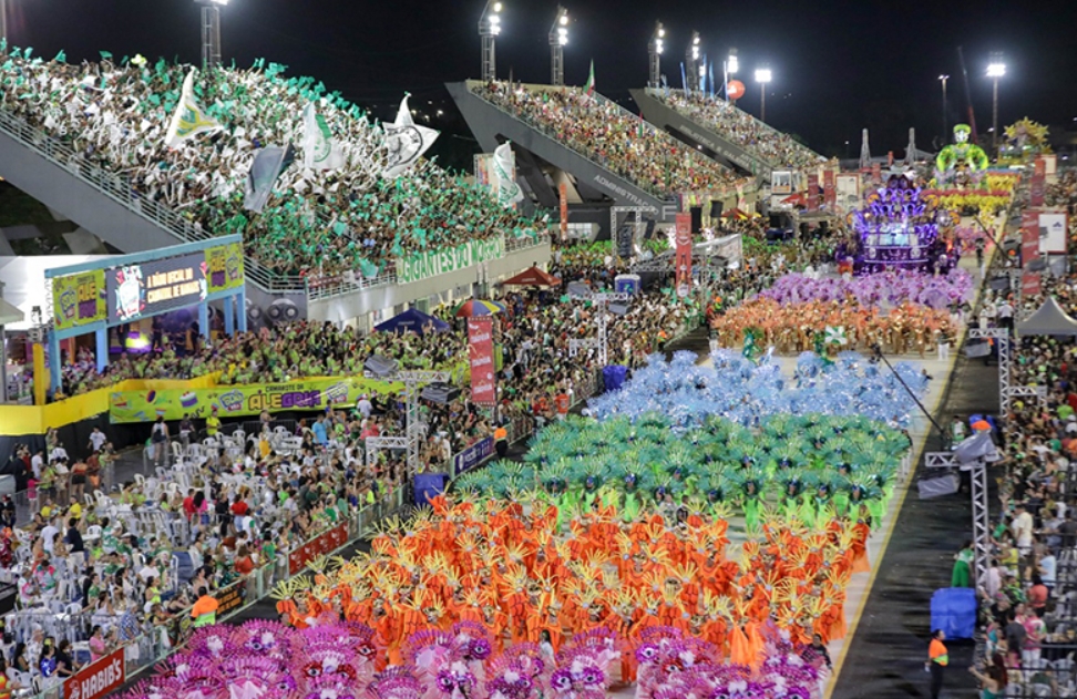 Escolas de samba de Manaus sorteiam prêmios para atrair público no desfile; saiba quais