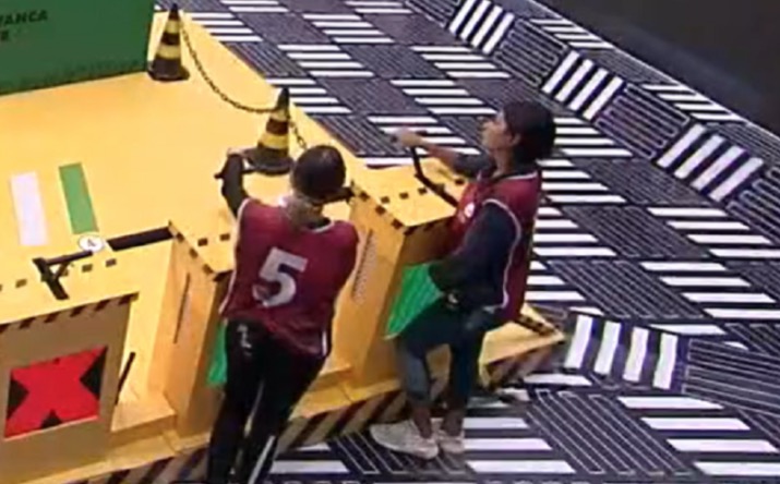 Pocah desiste, Juliette cai no choro e Sarah e Gil vencem prova do Líder