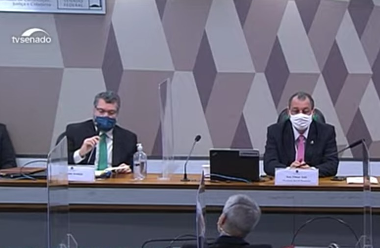 Araújo diz que não promoveu atrito com China e nega declaração anti-chinesa