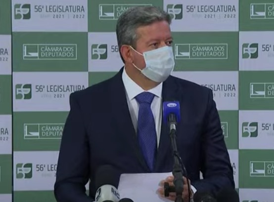 Voto impresso será analisado pelo plenário, anuncia Arthur Lira