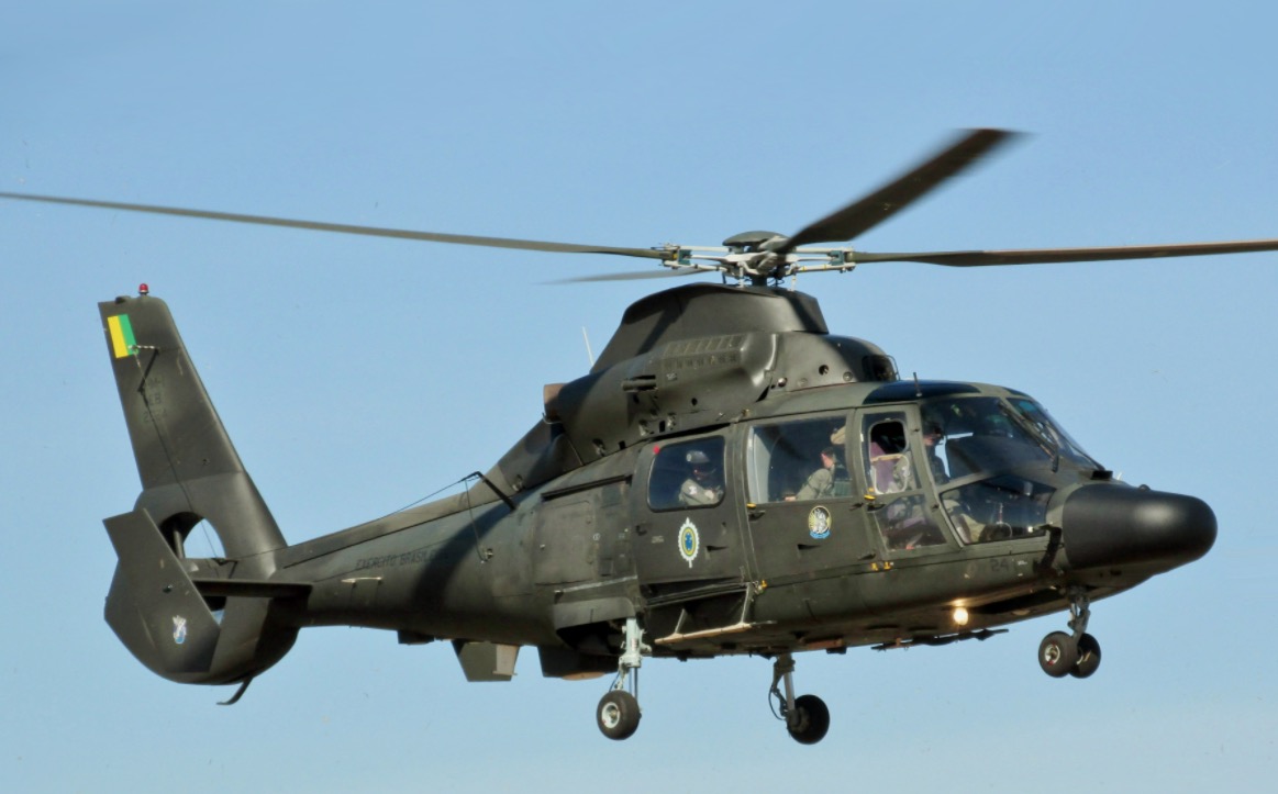 Helicóptero do Exército que caiu no Amazonas levava 6 pessoas; um morreu