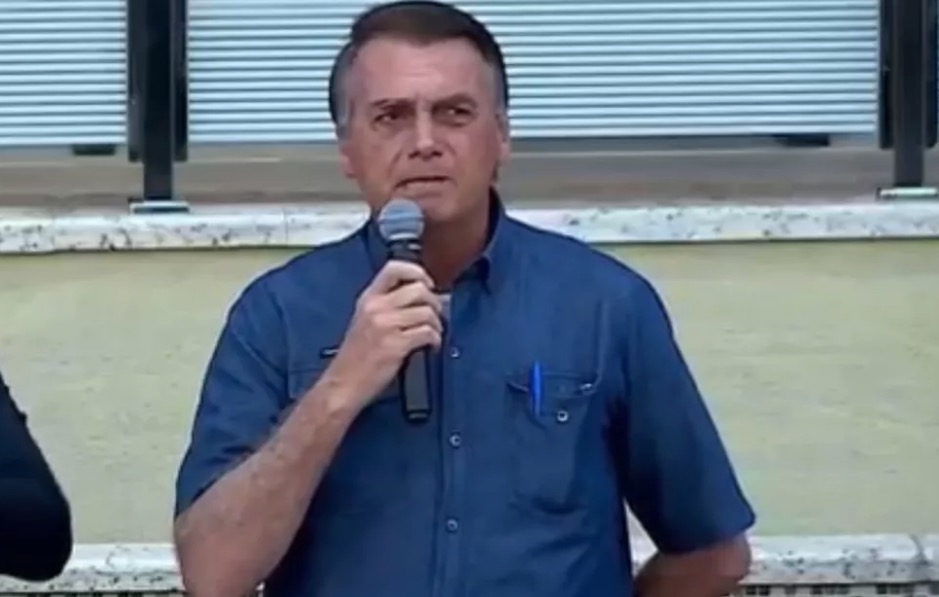 Bolsonaro diz que seu futuro tem 3 alternativas: ‘ser preso, morto ou a vitória'
