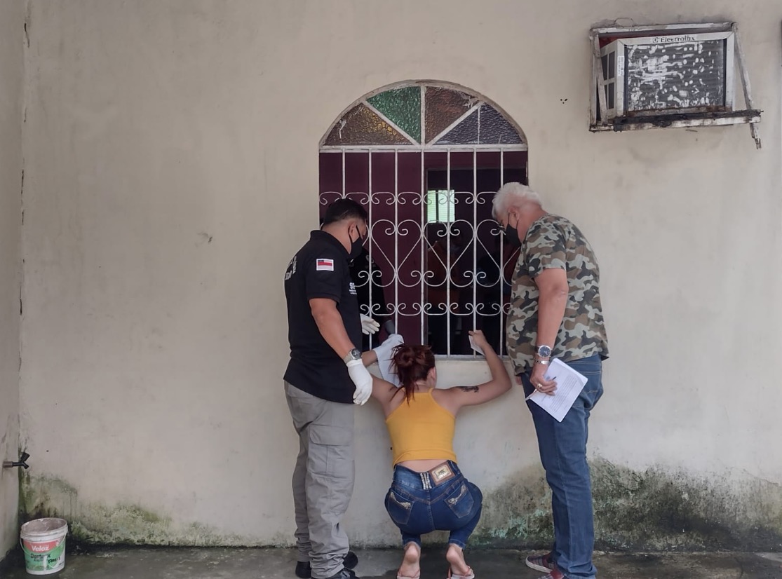 Mãe se fingiu de morta para escapar de chacina em Manaus; bebê está grave