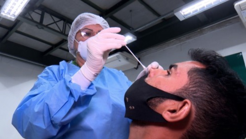  Pessoas que trabalharão no jogo do Brasil em Manaus, fazem teste de covid-19