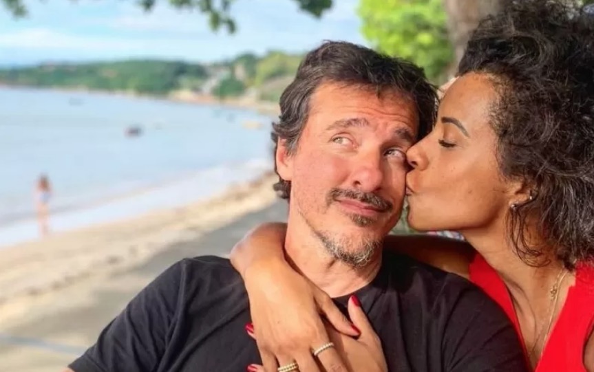 Âncora Aline Midlej se apaixonou por atual marido durante entrevista: 'terminei meu casamento'
