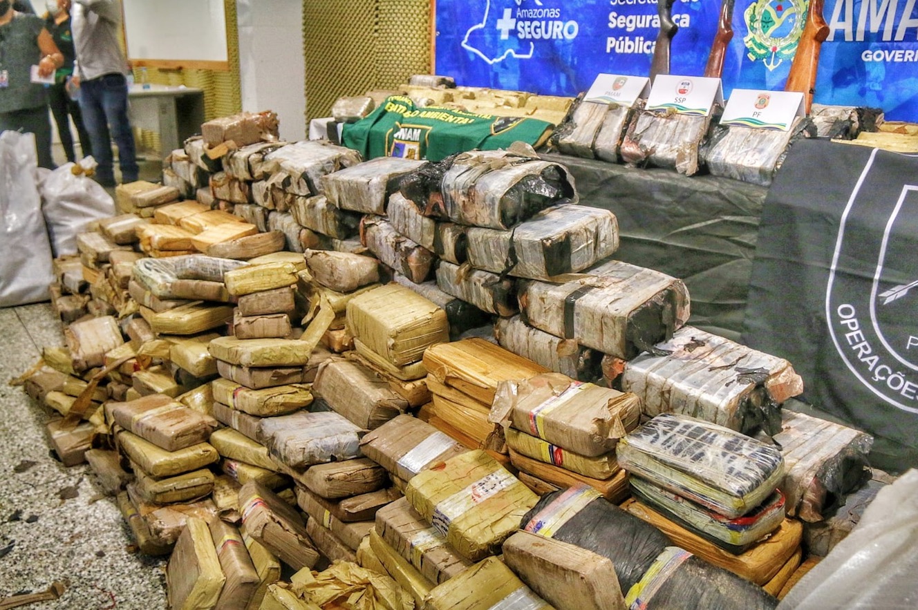 PF e SSP prendem foragido com mais de 1 tonelada de drogas no Amazonas