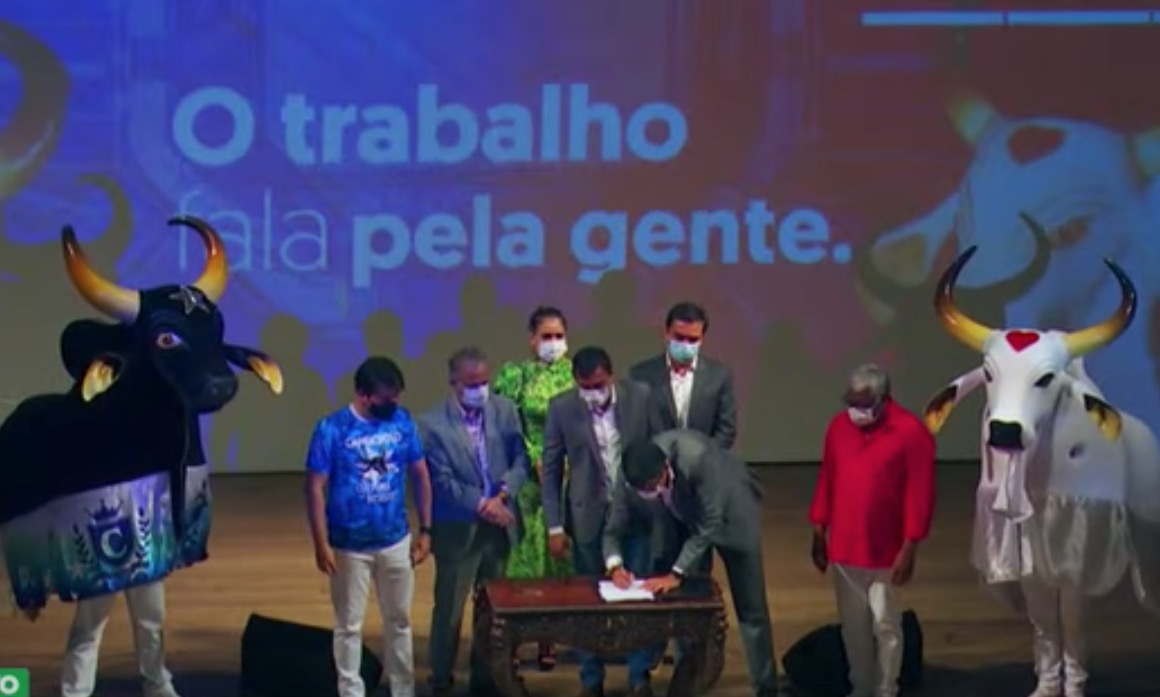 Governador do Amazonas anuncia datas do Festival de Parintins 