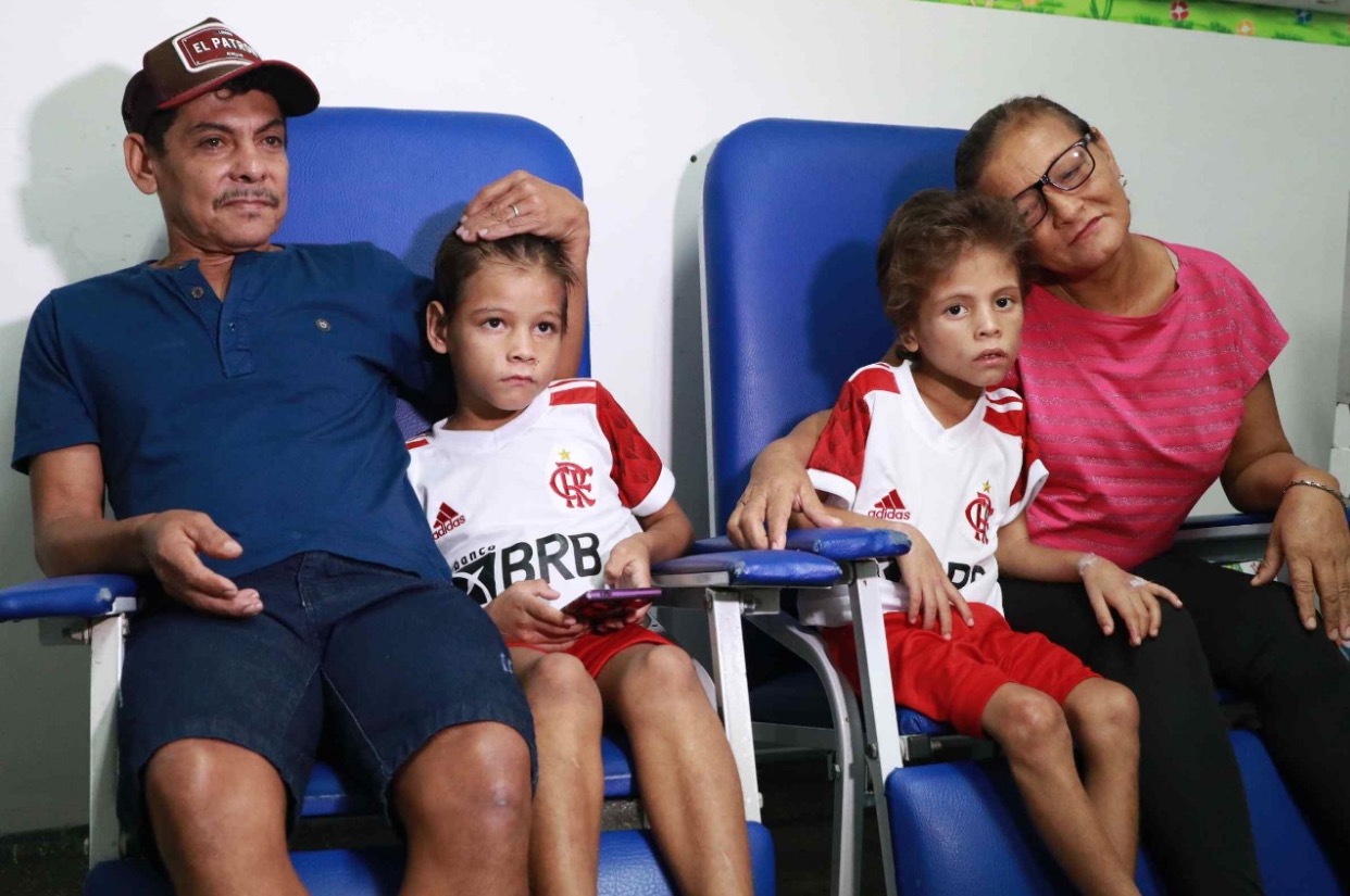 Irmãos se recuperam e recebem alta em Manaus após 27 dias perdidos na floresta