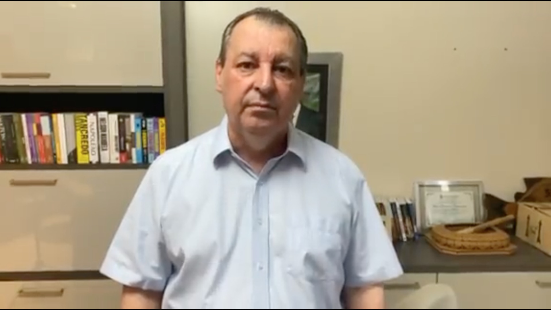 Omar diz que acionará 'todas as esferas possíveis' após Bolsonaro zerar IPI dos concentrados