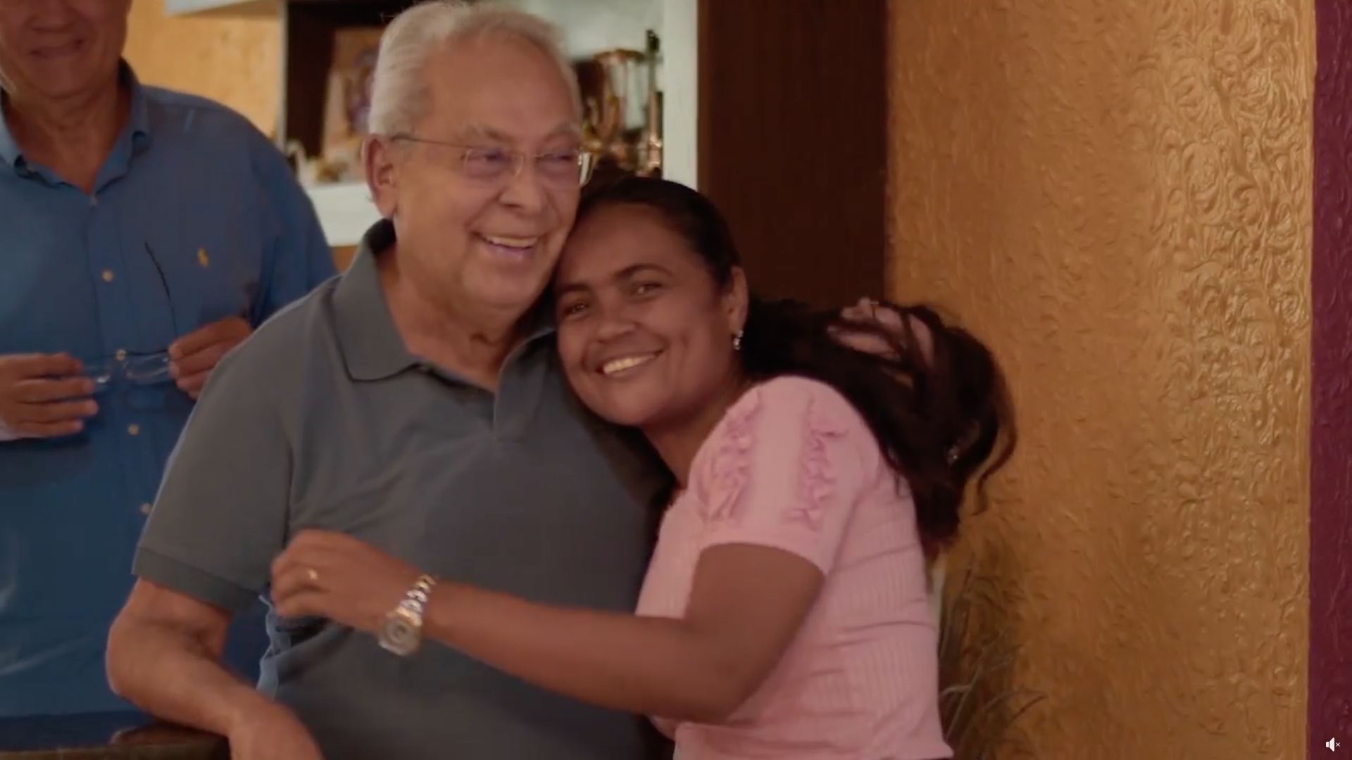 Amazonino lamenta falta de emprego para profissionais qualificados em Manaus