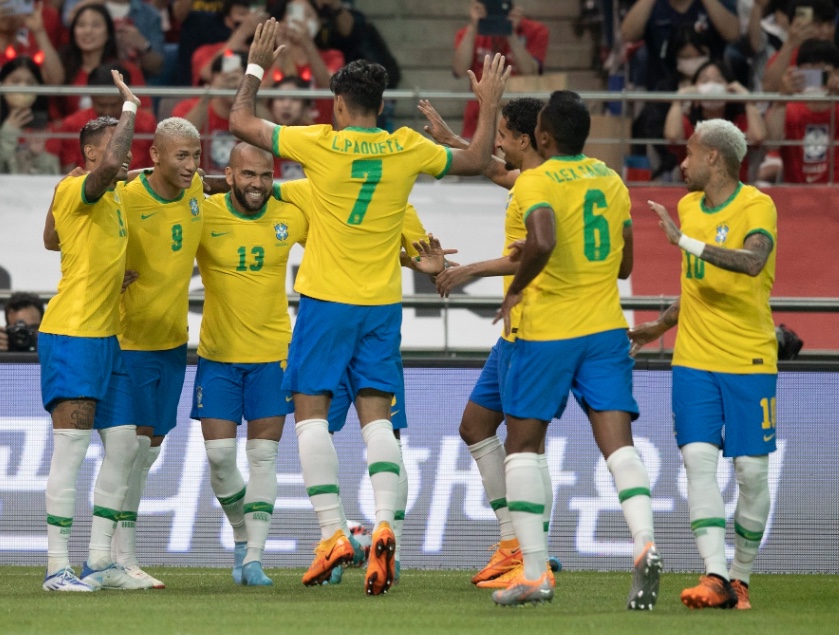 Com dois gols de Neymar, Brasil goleia Coreia do Sul 