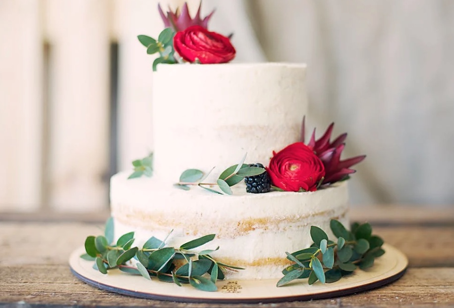 Cliente esquece de cortar bolo e pede para devolver: 'achavam que era de mentira'