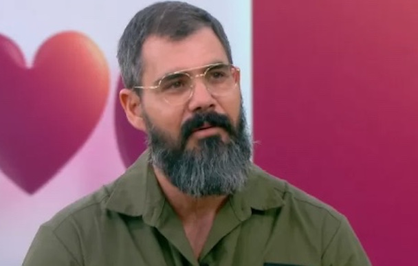 Juliano Cazarré confirma castração de Alcides em Pantanal; cena chocou público na 1ª versão